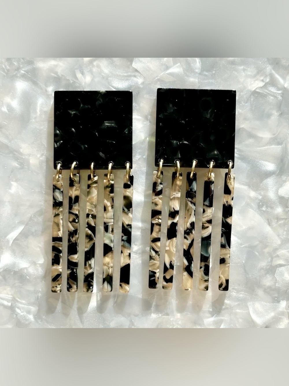 Closet Rehab Square Fringe Earrings - Off the Grid
